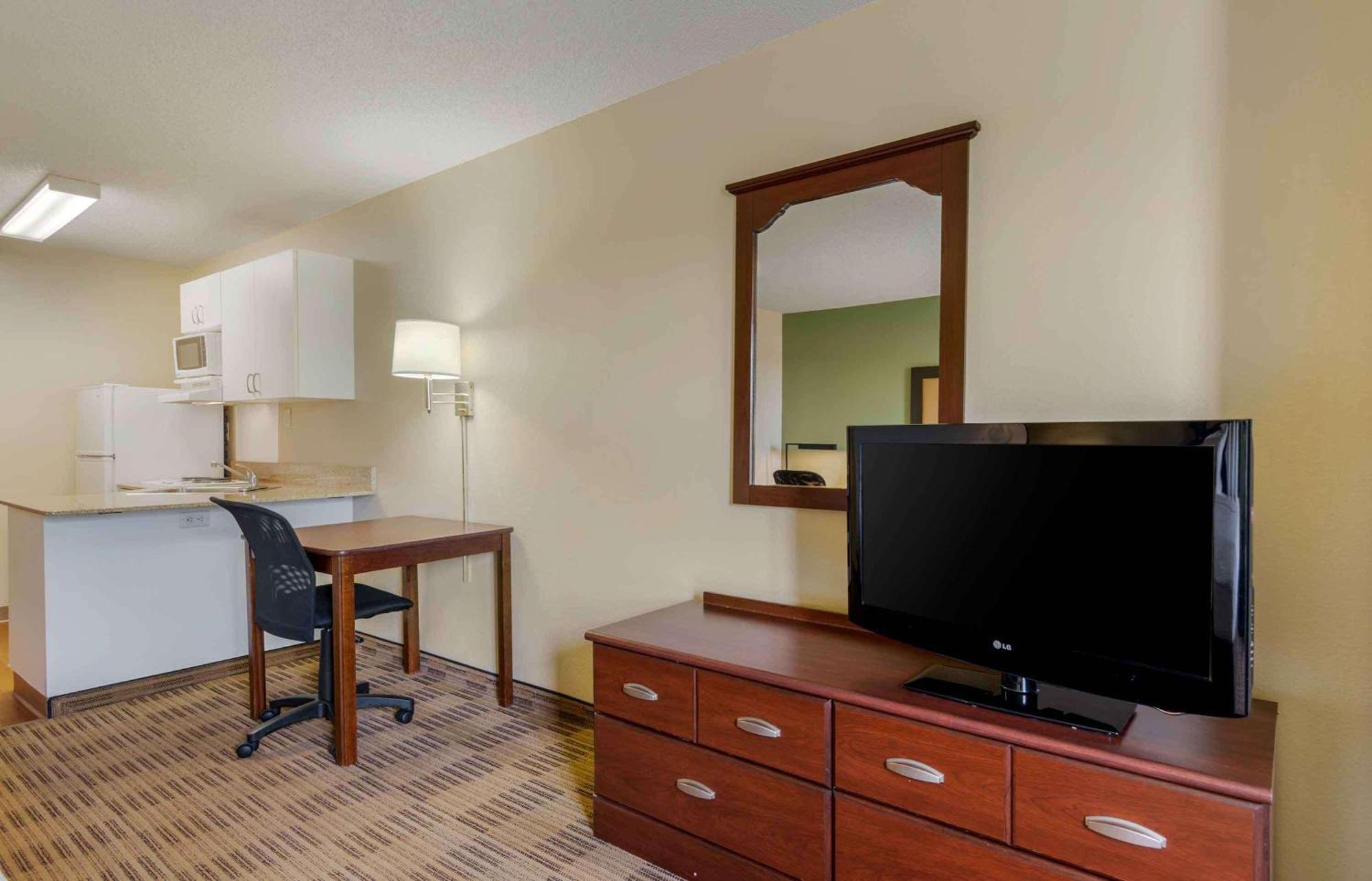 Extended Stay America Select Suites - Atlanta - Alpharetta - Rock Mill Rd Екстер'єр фото