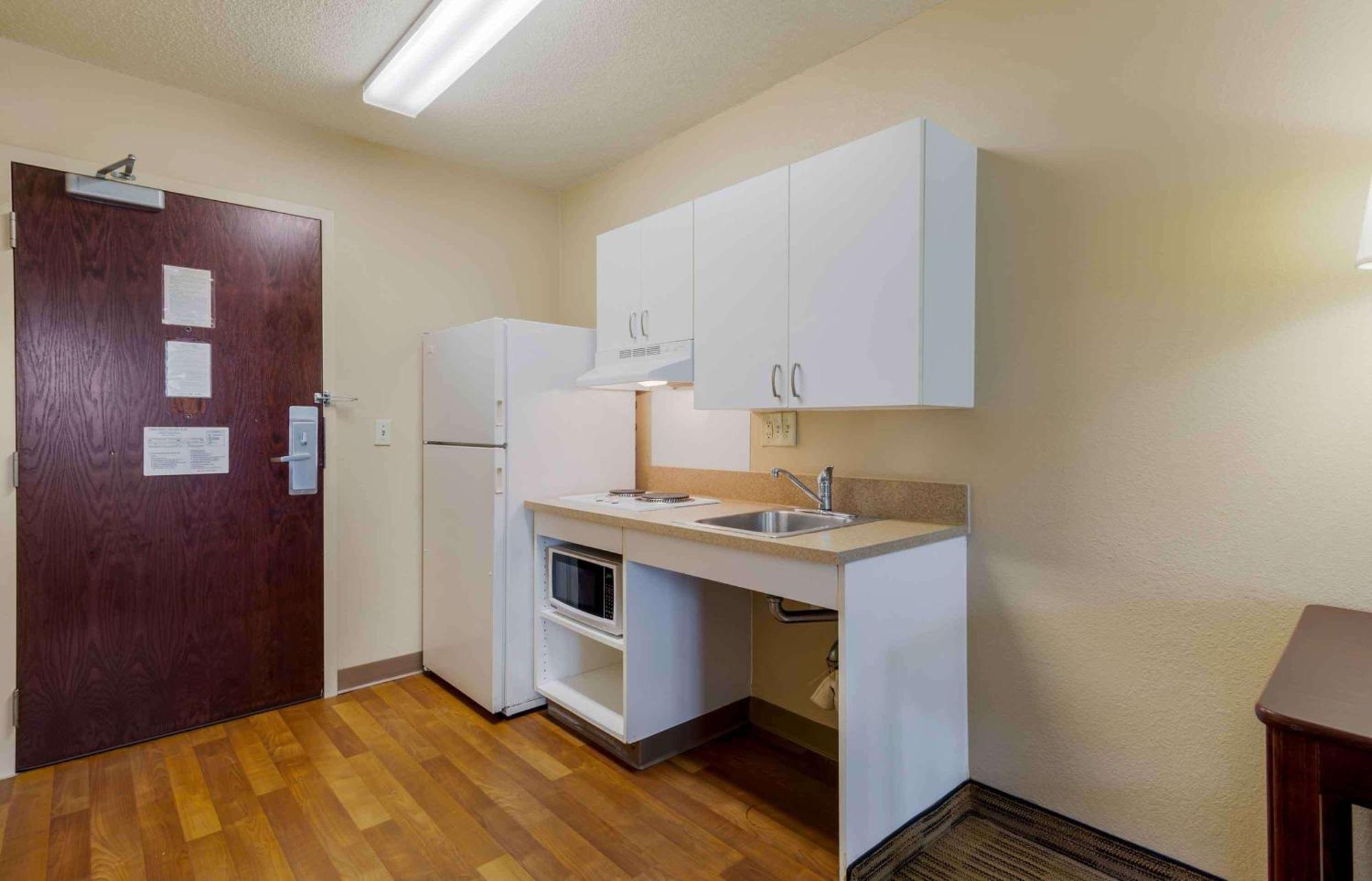 Extended Stay America Select Suites - Atlanta - Alpharetta - Rock Mill Rd Екстер'єр фото