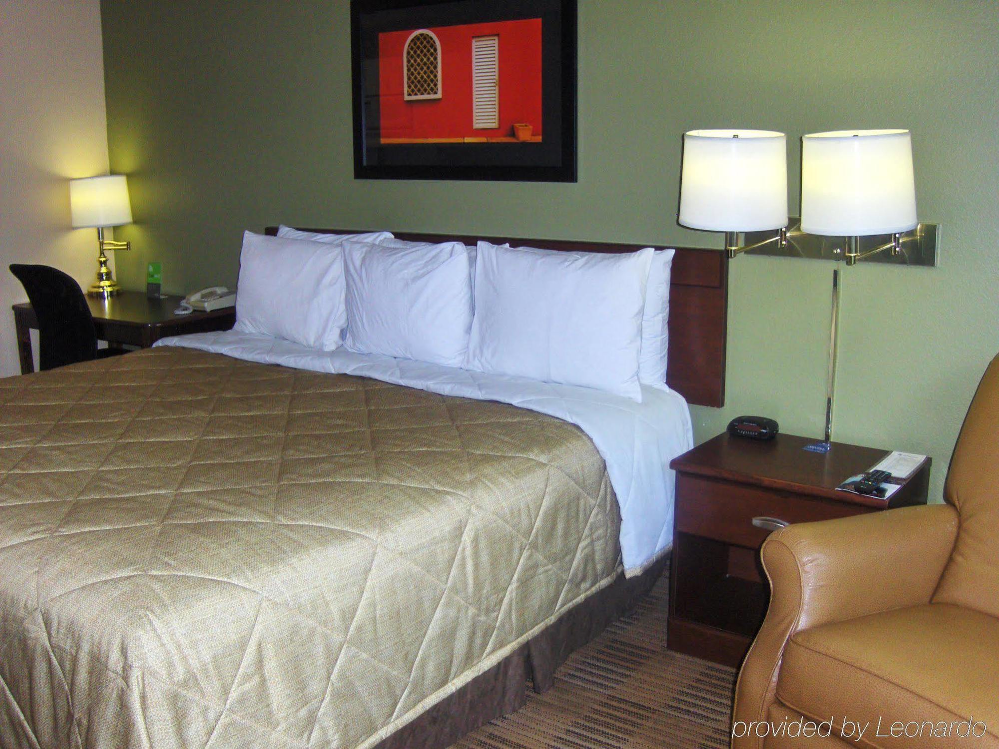 Extended Stay America Select Suites - Atlanta - Alpharetta - Rock Mill Rd Екстер'єр фото