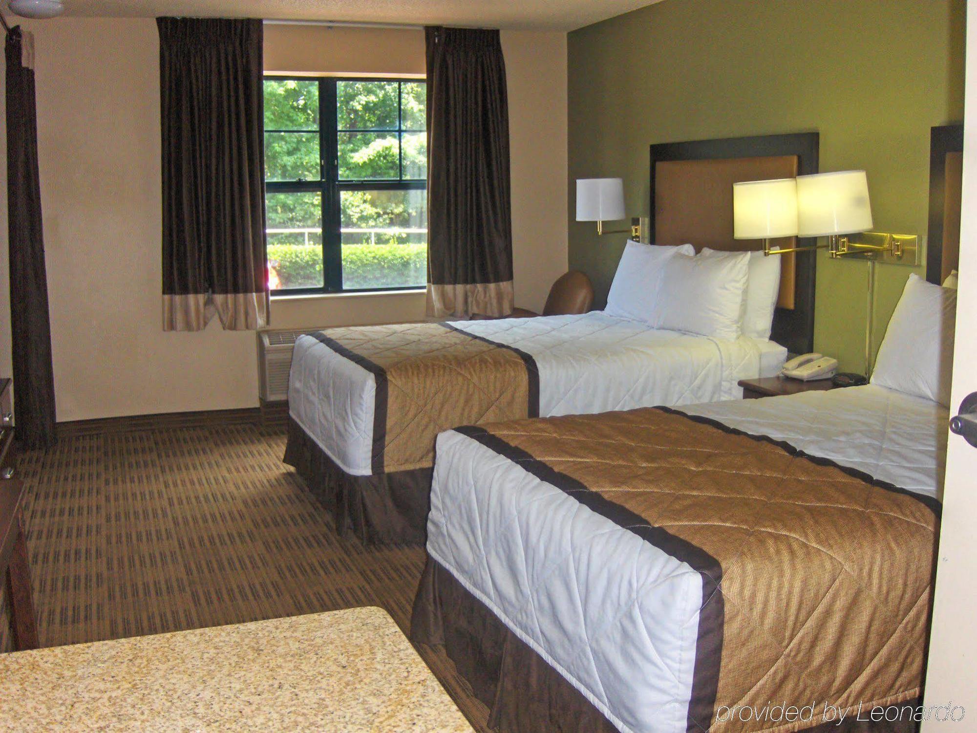 Extended Stay America Select Suites - Atlanta - Alpharetta - Rock Mill Rd Екстер'єр фото